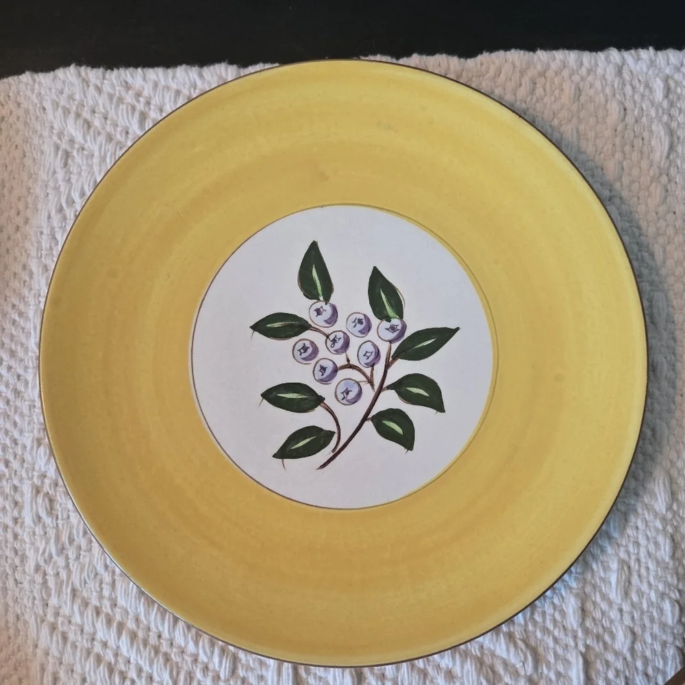 STANGL Vintage 5 Pottery Blueberry Yellow Glazed 6